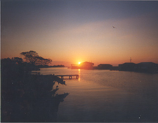 http://www.dularge.com/fishpics/camp_sunset.jpg